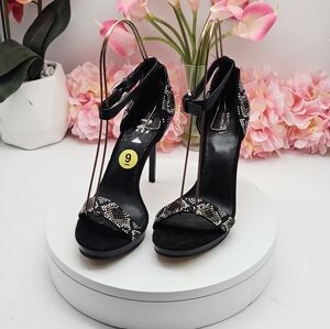 Michael Kors Black Beaded Snake Print stiletto's SZ 9
